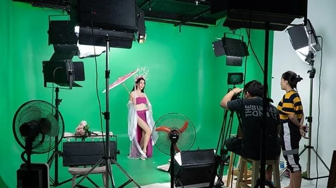 Phông nền xanh lá cây quay phim 3x3m 5 Phông nền xanh lá cây quay phim 3x3m 4