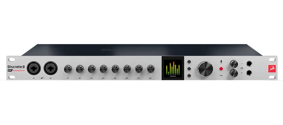 Antelope Discreate 8 Pro Synergy Core mat truoc