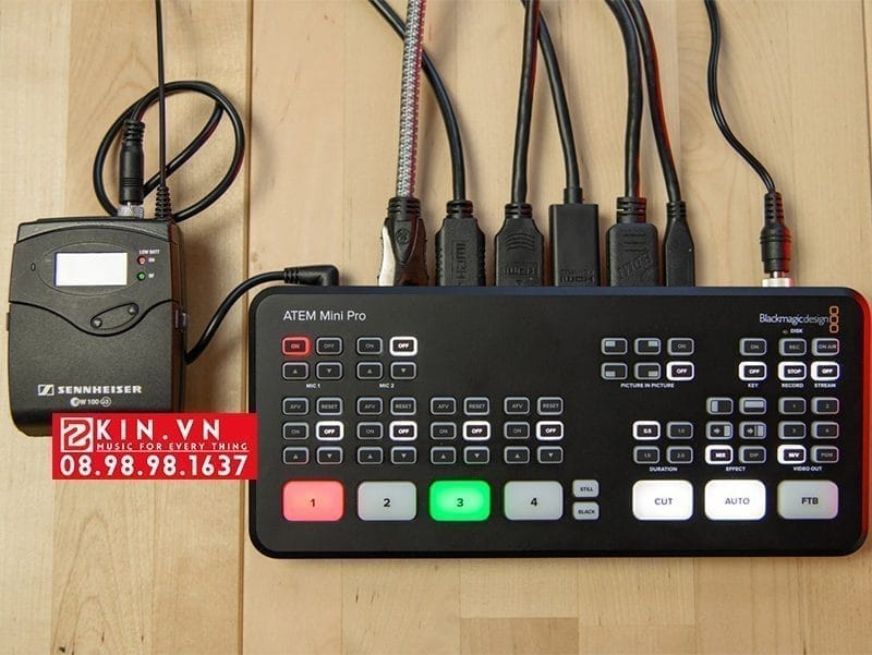 Blackmagic ATEM Mini Pro voi micro