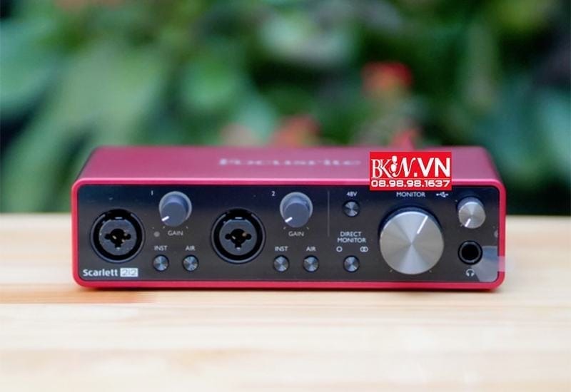 Sound card Focusrite Scarlett 2i2 Gen 3 2 Focusrite Scarlett 2i2 gen 3 mới nhất
