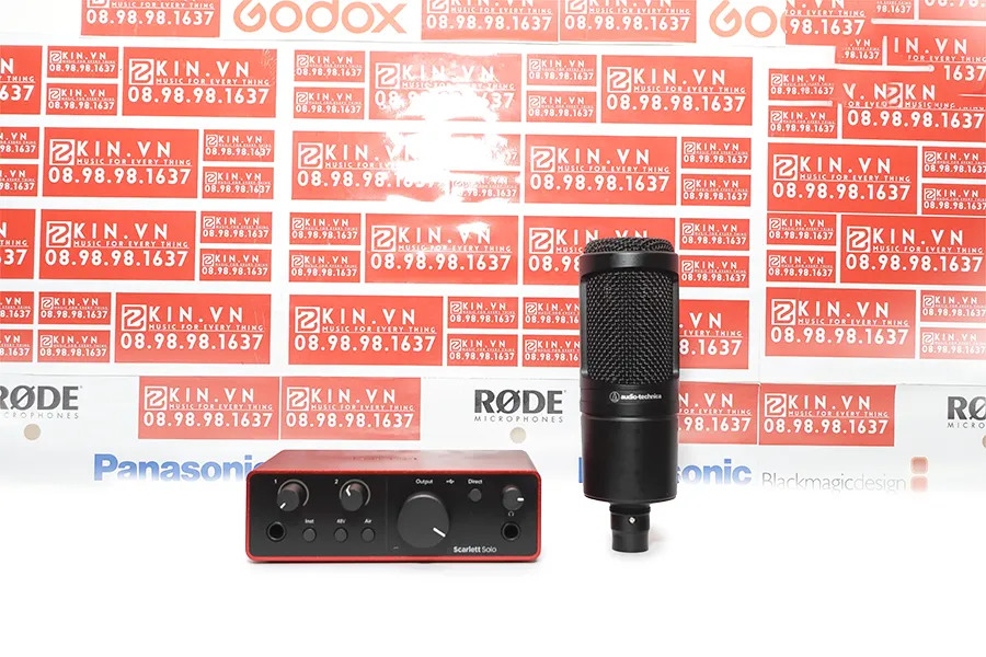 Focusrite Solo Gen 4 Mic At2020 mat truoc 1