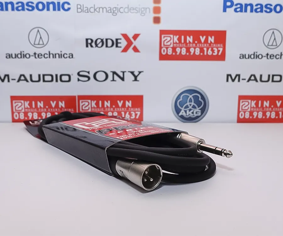 Hosa Pro Balanced Interconnect 1 4 inch to