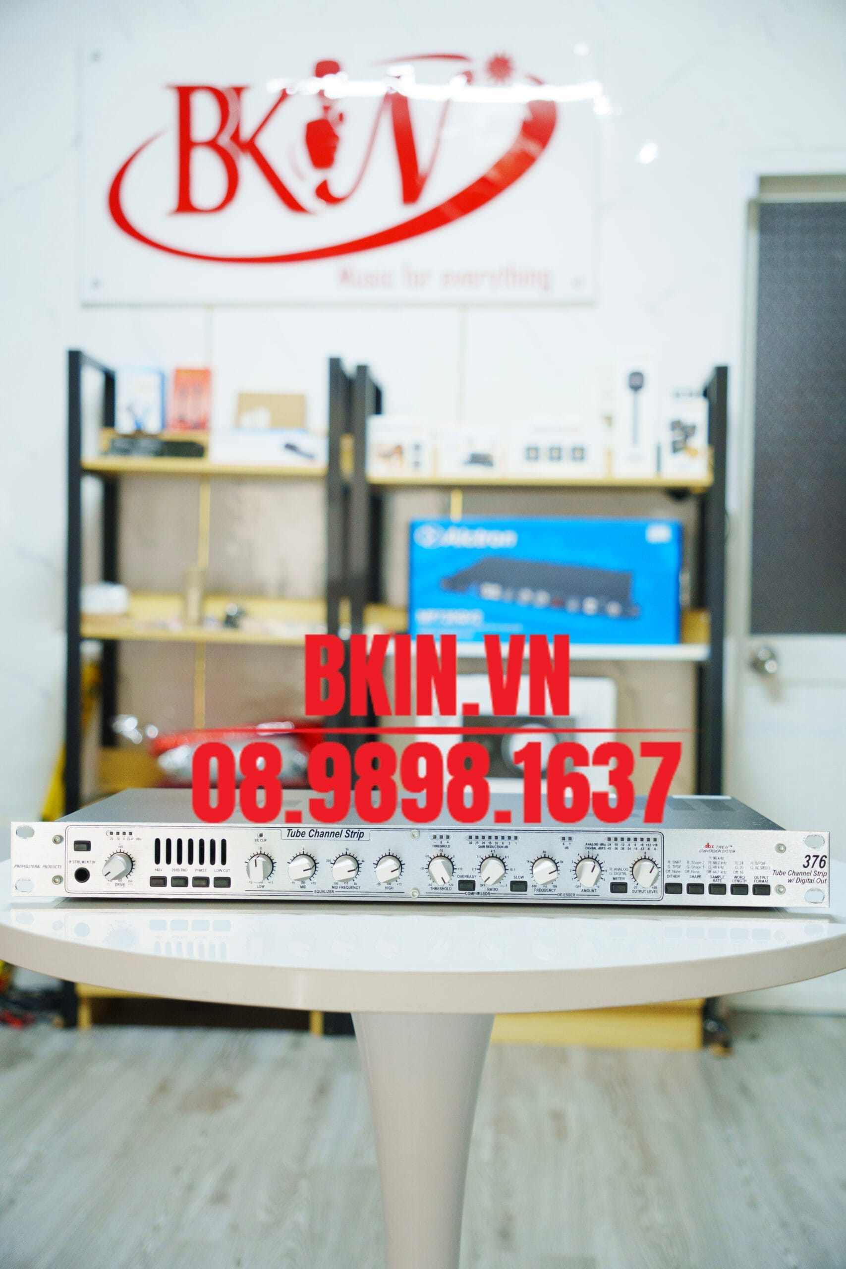 Preamp Channel Strip DBX 376 Cũ Like New 3 Preamp Channel Strip DBX 376 3 scaled