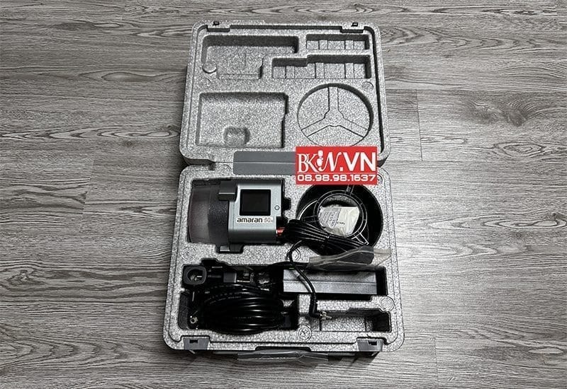 ben trong Aputure Amaran 60x Bi Color