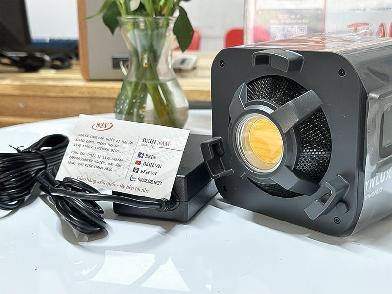 Đèn led quay phim livestream YONGNUO YNLUX100 1 Đèn led quay phim livestream YONGNUO YNLUX 100