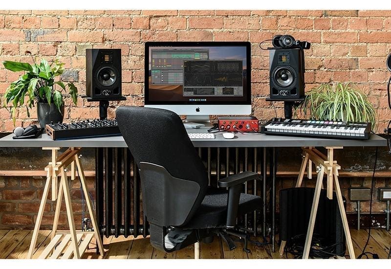 phong thu sound card focusrite clarett 4pre usb c