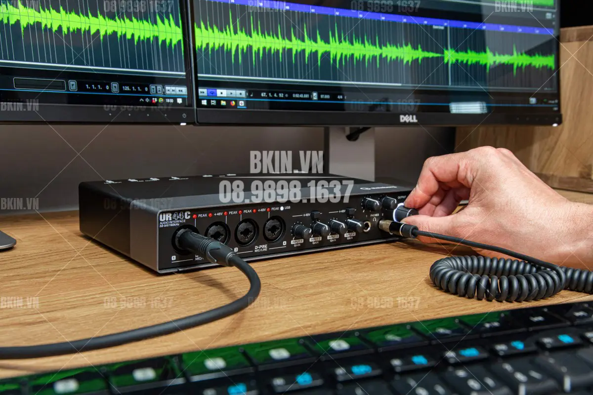 Sound card Steinberg UR44C Chính Hãng 1 sound card urr44c moi nhat